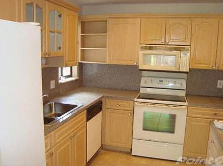 2nd image of 6091 Buckeye Ct APT D