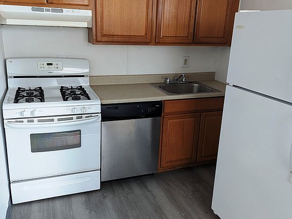 5th image of 6317 Crittenden St Floor 1