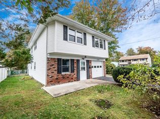 325 Scharer Ave, Northvale, NJ 07647