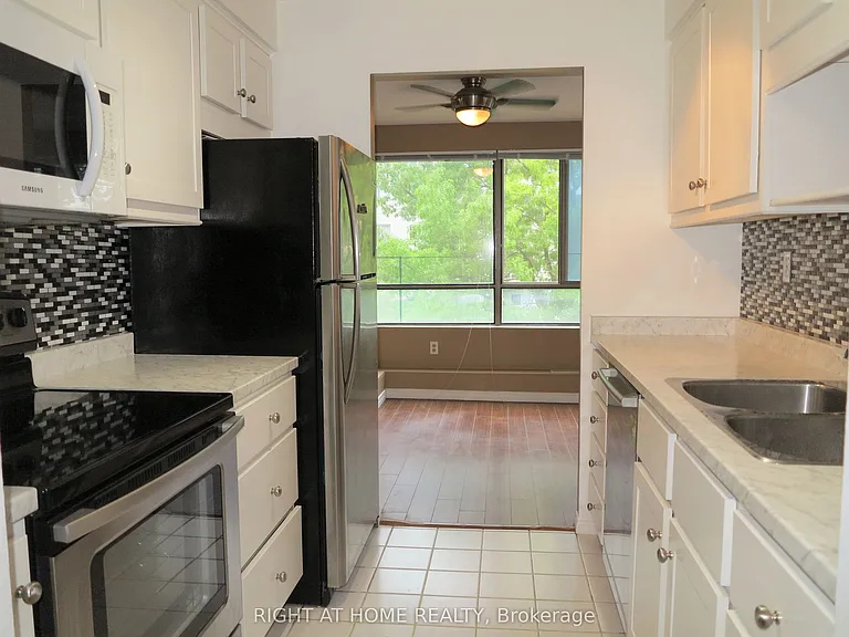 570 Proudfoot Ln #509 — Photo 11