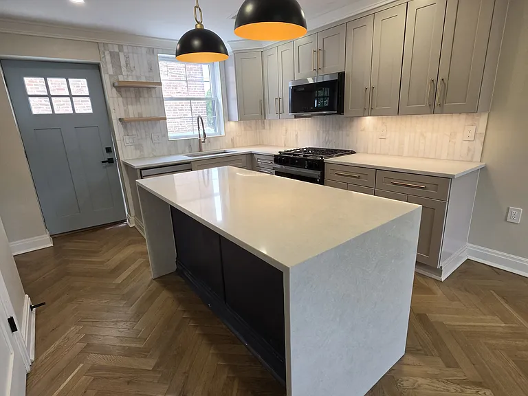 1453 Morris Ave #2 — Photo 7