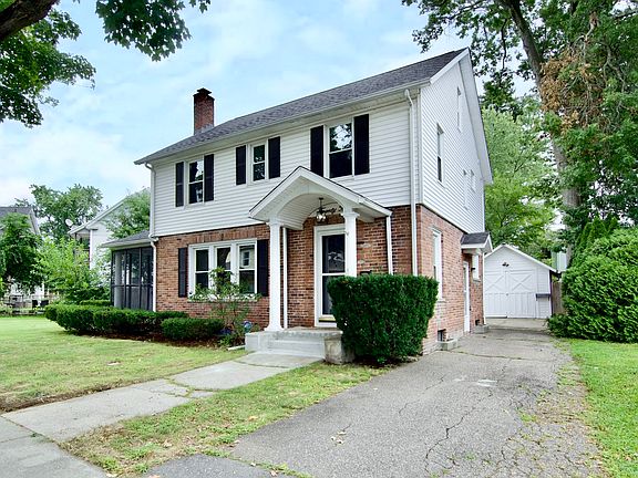 2nd image of 25 Webber St