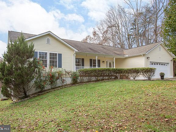 2nd image of 9506 Robert E Lee Dr