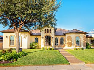 402 Michoacan Loop, Laredo, TX 78045