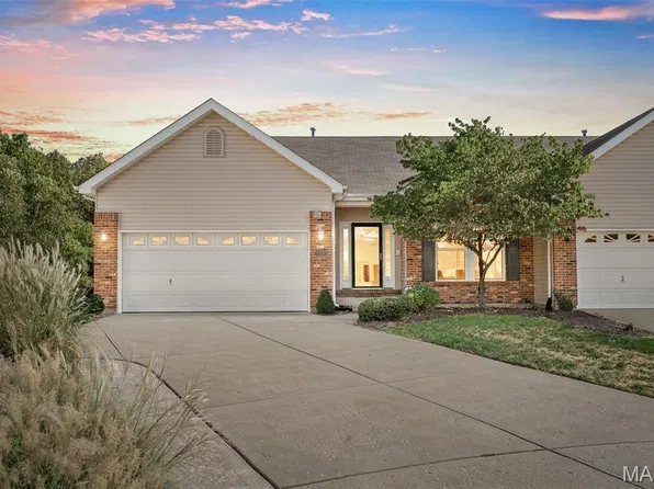 134 Fallon Villa Ct, O'Fallon, MO 63368