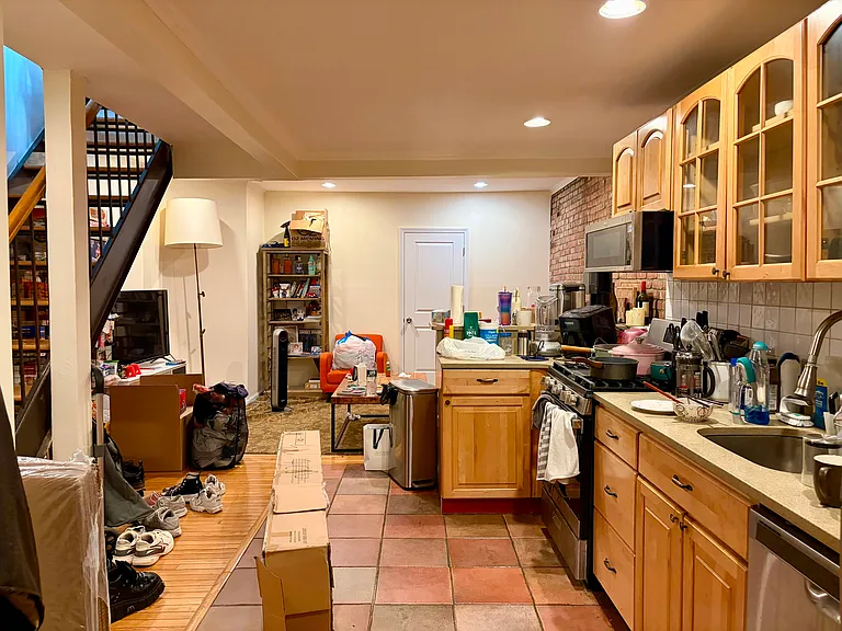 208 E 73rd St #4E — Photo 3