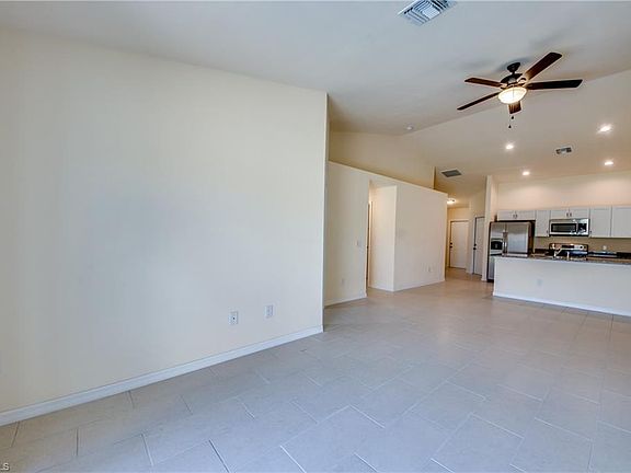 4th image of 1627 SW 33rd St