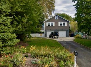 1305 8th Ave, Neptune, NJ 07753