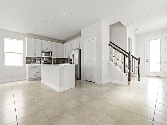 3rd image of 14202 Lanikai Beach Dr