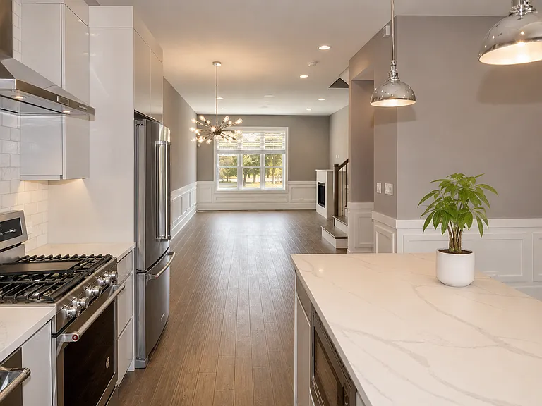 4318 S Drexel Blvd — Photo 5