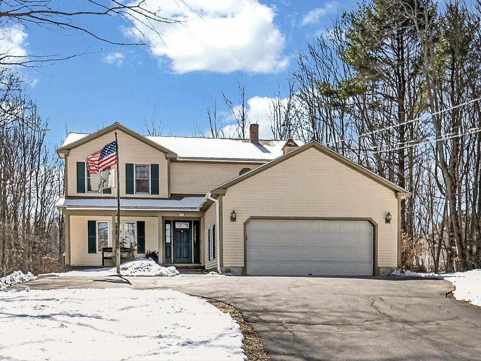 1st image of 35 Oak Ridge Drive
