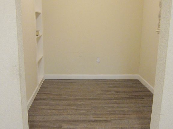 4th image of 3610 Flora Vista Ave APT 136