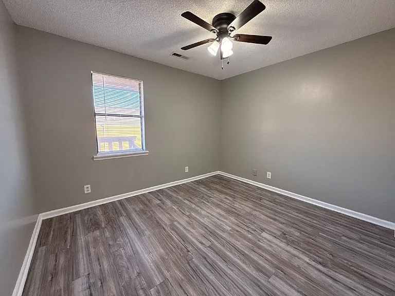 4424 Torrance Dr NW #15 — Photo 5