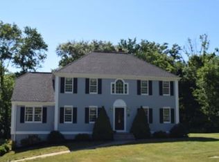 150 Harding St, Medfield, MA 02052