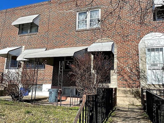 2nd image of 6921 Buist Ave
