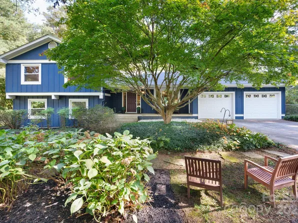 16 Sunnycrest Dr, Asheville, NC 28805