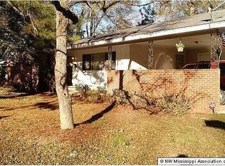 5304 Ridgewood Rd, Jackson, MS 39211