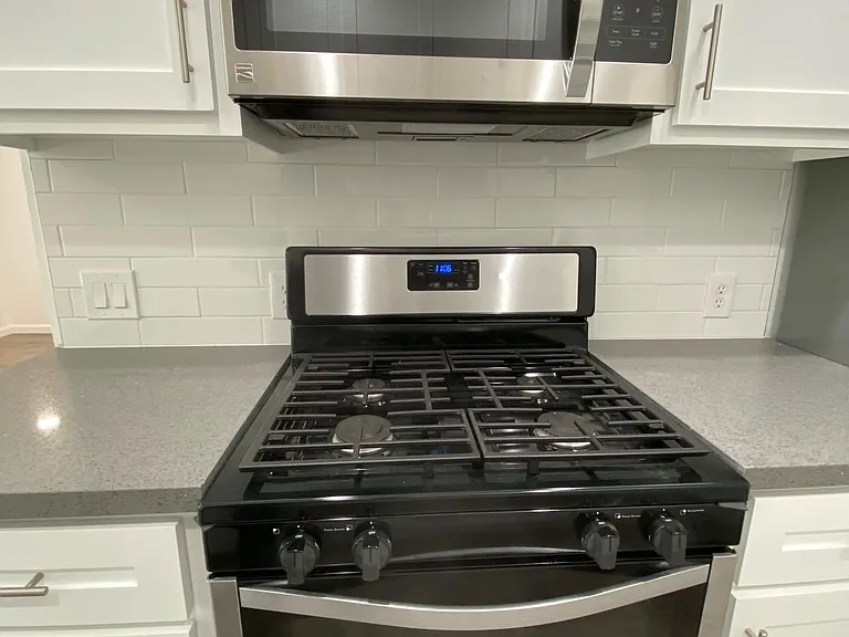 149 E Union Ave #C — Photo 10