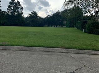 9 Kingsmill Ln, New Orleans, LA 70131