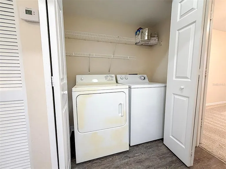 4003 SW 27th St #13 — Photo 11