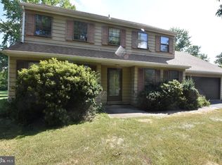 1925 Foster Rd, Hatfield, PA 19440