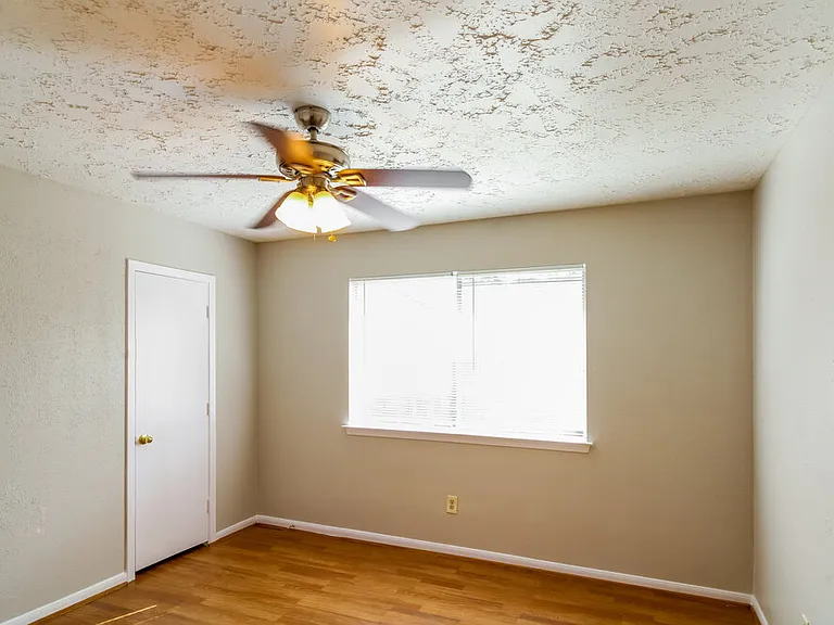 7342 Sonnet Glen Ln — Photo 8