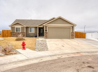 7 Stafford Ct, Gillette, WY 82718