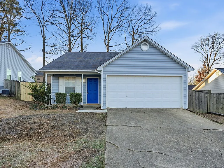 1201 Copper Creek Dr — Photo 1