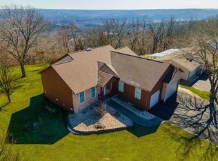 1624 Skyview Dr, Branson, MO 65616