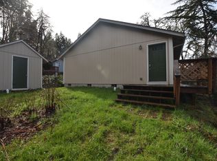 539 S 5th St, Springfield, OR 97477