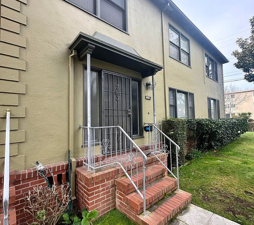 1st image of 108 Clinton St #108