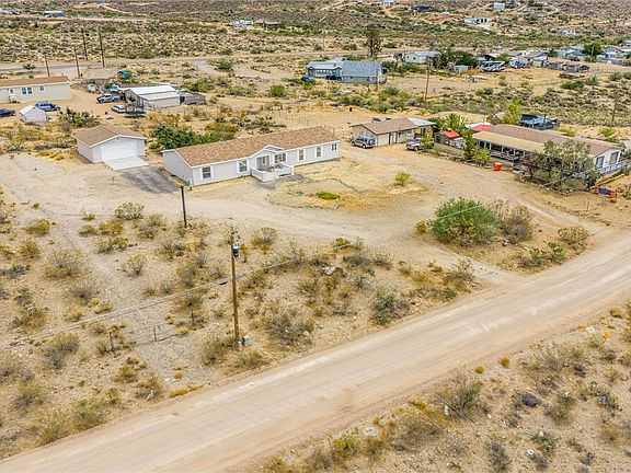 2nd image of 4498 N Smoketree Road