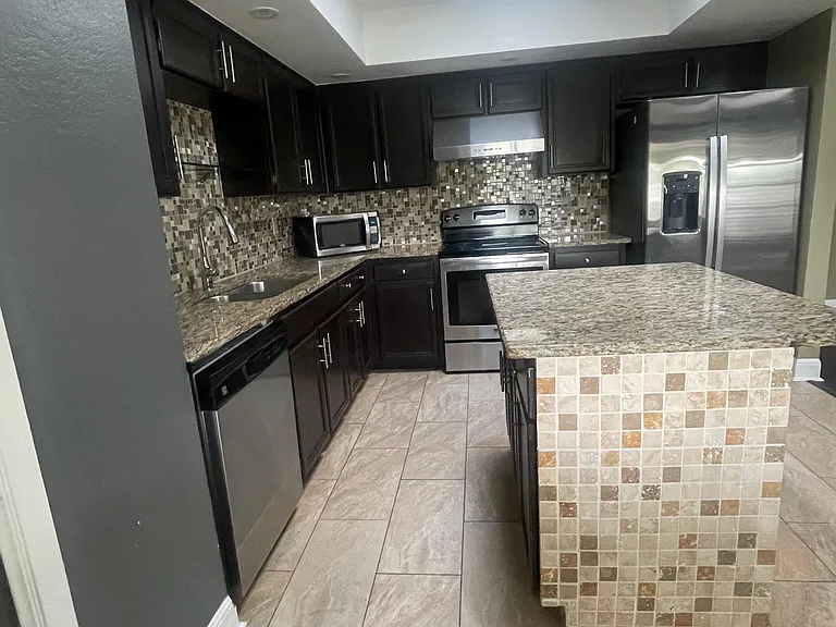 8413 Slant Oak Dr — Photo 20