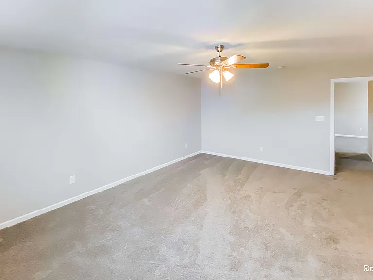 2216 Silver Spoon Dr — Photo 12