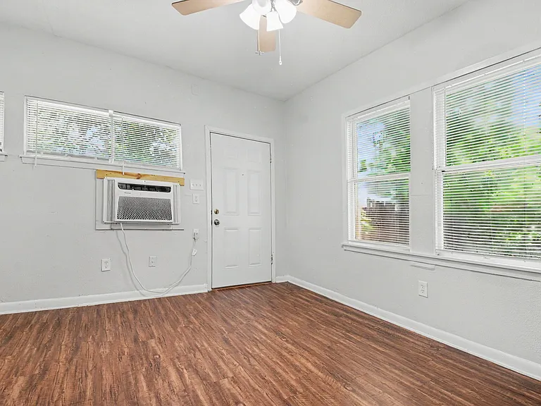 2600 Madera St #C — Photo 5