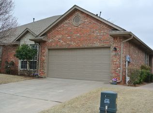 1640 Laurel Dr, Edmond, OK 73003