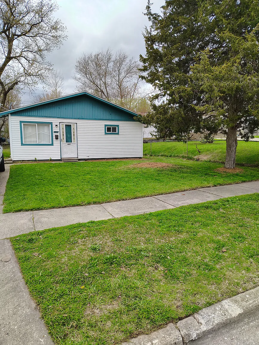 497 Emerson Ave photo 1