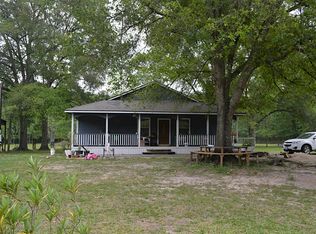 48 Elderberry Rd, Shepherd, TX 77371