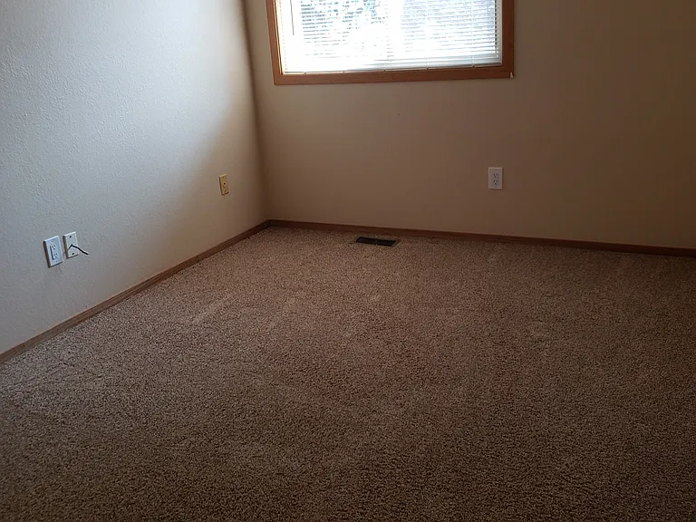 3895 Birchwood Dr — Photo 7