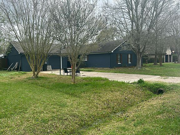 3rd image of 4425 Burditt St