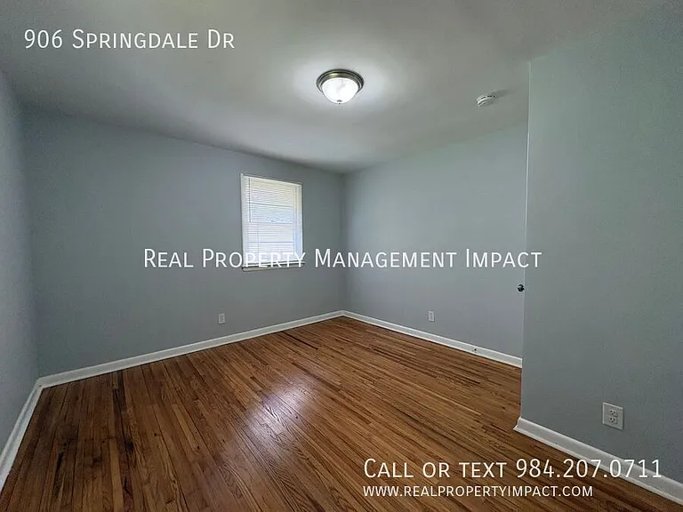 906 Springdale Dr — Photo 38