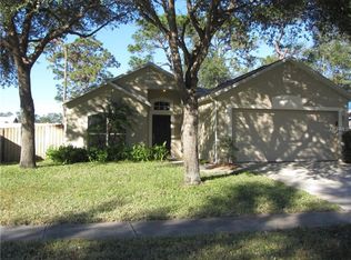 561 Dominish Estates Dr, Apopka, FL 32712