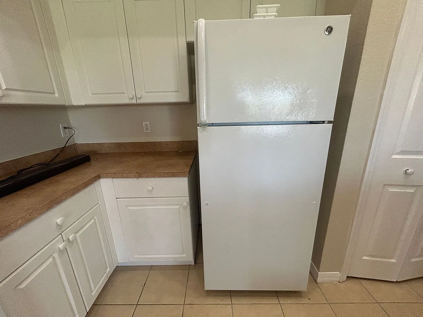 3 bedroom 2 bathroom single family home. — Photo 4
