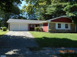 30 Gaylord Cir, Willingboro, NJ 08046