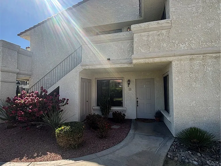 2701 E Mesquite Ave — Photo 4