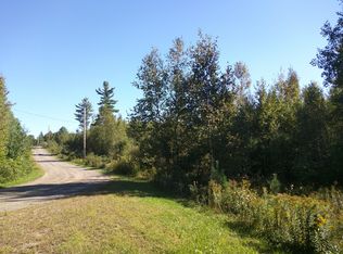 92 Brewster Farm Rd, Dexter, ME 04930