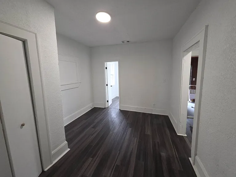 3923 Springfield Blvd #1 — Photo 9