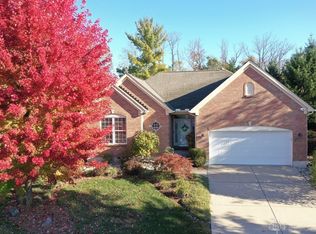 802 Sunrise Ridge Ct, Maineville, OH 45039