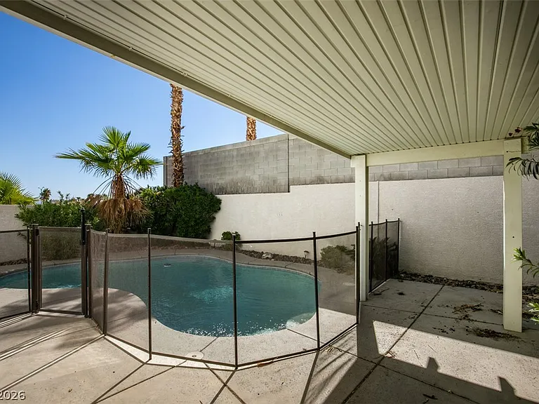 9321 Copper Bay Ave — Photo 3