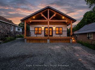 46 Forest St, Parry Sound, ON P2A 2P9